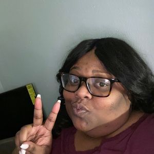 Meet your Posher, Tiffany